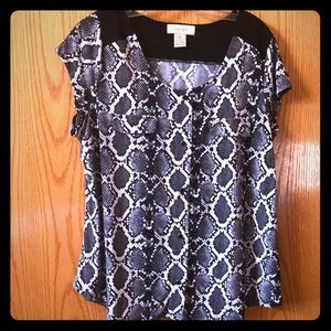 Black, Gray & White snakeskin blouse